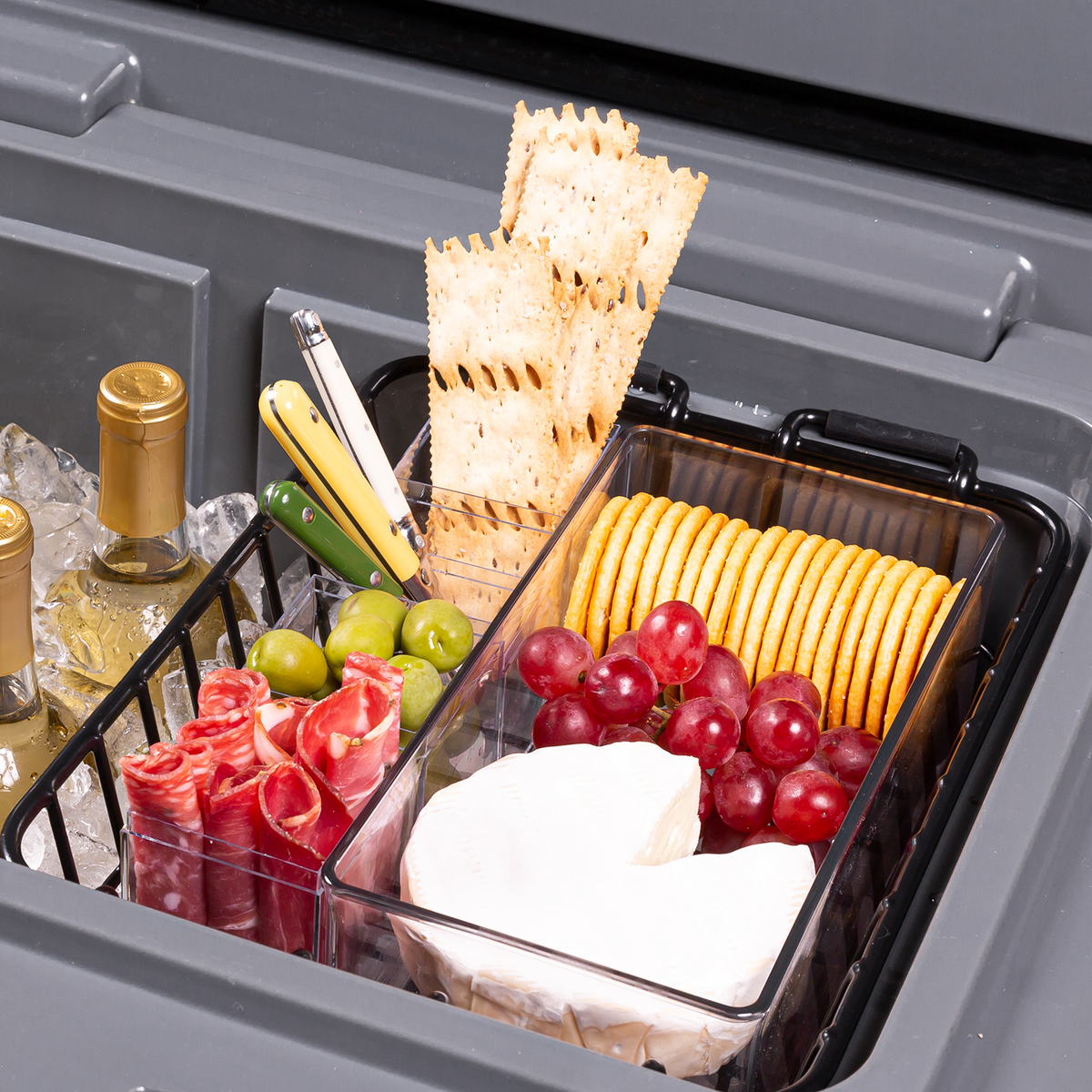 brutank-35qt-55qt-dry-rack-s5 brutank-dry-rack_accessory_alt-1.png